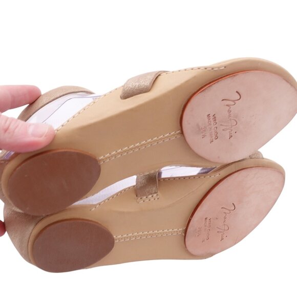 NIB MAX Azria Freja Flat Sandals Sz 36.5 Gold Metallic Strappy Ankle Strap - Picture 9 of 12